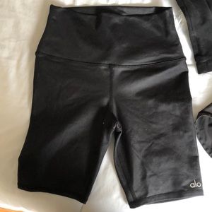 Alo bike shorts